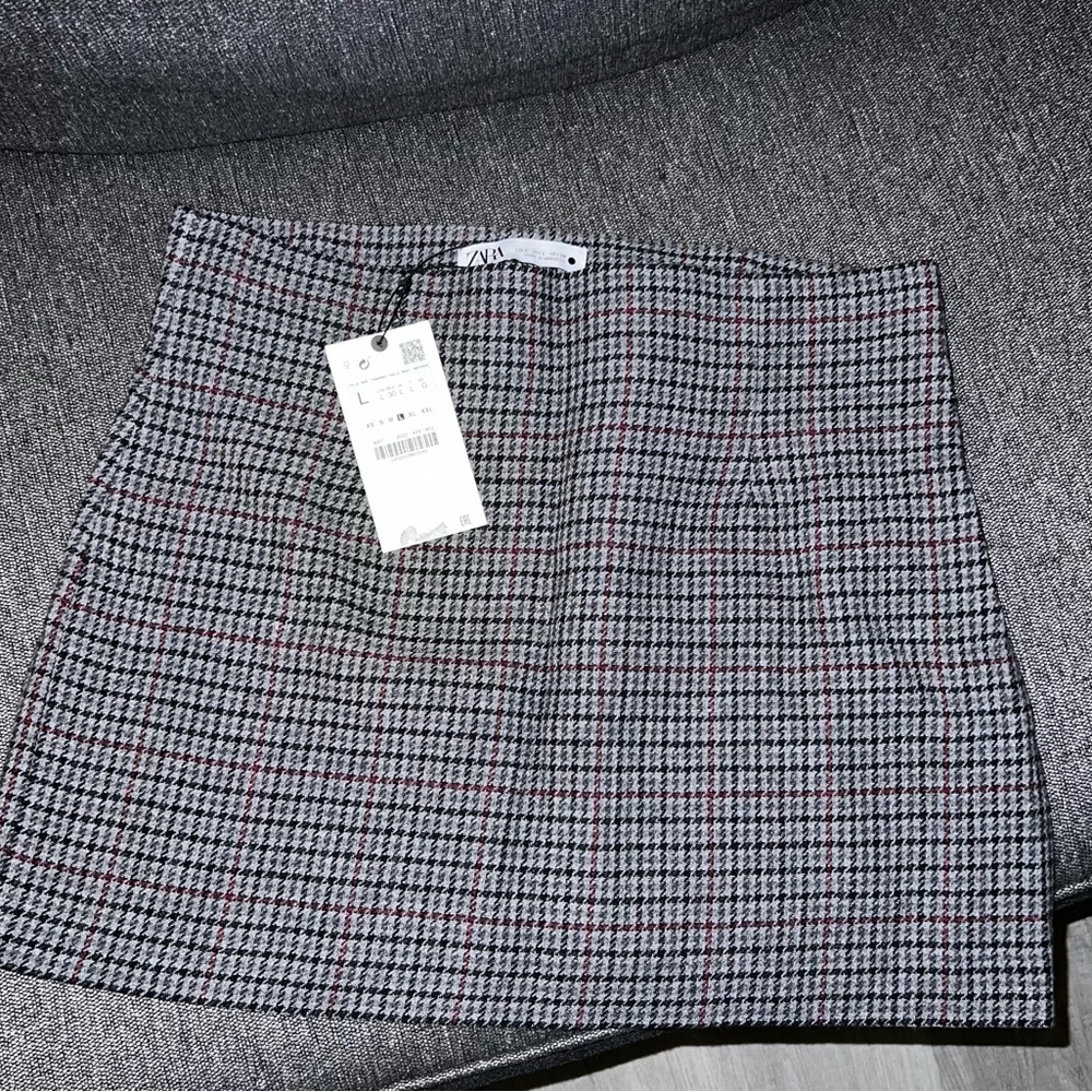 Zara mini skirt